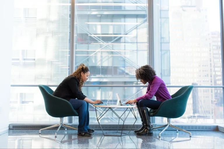 Os alicerces da sociedade empresarial